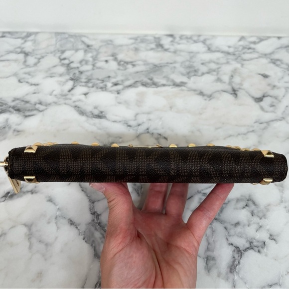 Michael Kors Brown Signature Logo Jet Set Studded Zip Around Continental Wallet - Picture 3 of 8